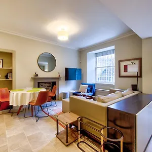 Guestready - Manor Place Basement Apartment